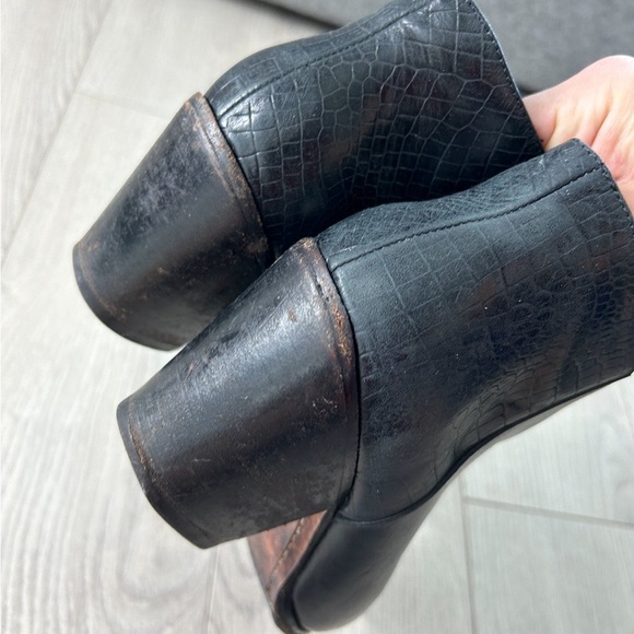 Rachel Comey Mars Black Leather Ankle Booties - Picture 8 of 16